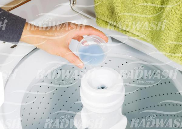 مزایای استفاده مایع ضدعفونی کننده لباسشویی