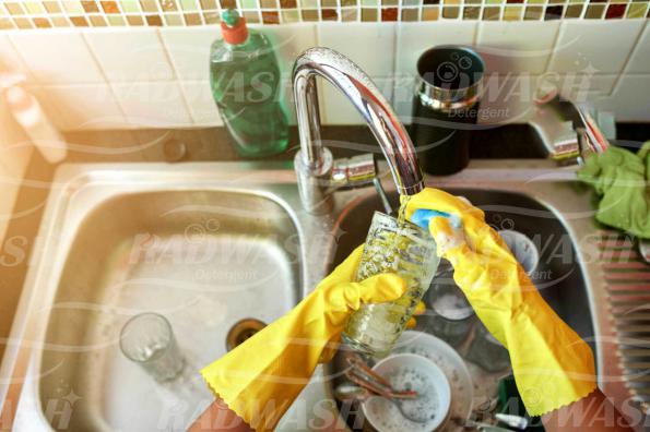 بررسی کیفیت مایع ظرفشویی