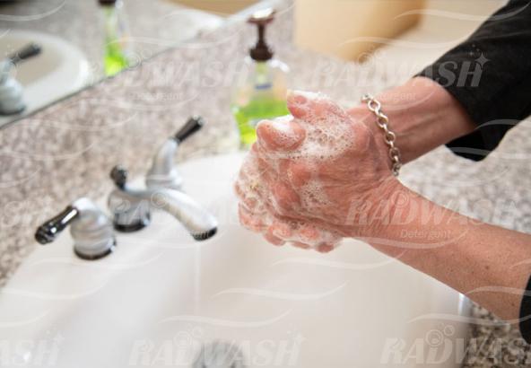 از بین رفتن ویروس ها با مایع دستشویی